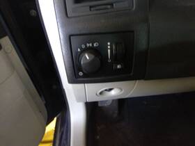 659.ch1u05 300 2005 Dash/interior/seat Switch 243093