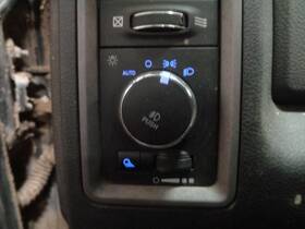659.ch8m18 Ram1500 2018 Dash/interior/seat Switch 1855902