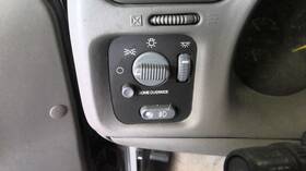 659.gm9399 Blazers10 1999 Dash/interior/seat Switch 283108