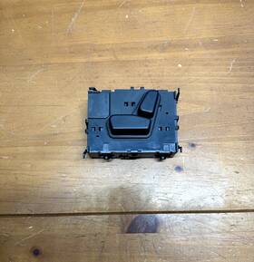 L0508724aa01 Alfa Romeo 2017-2025 Stelvio Left Front Side Power Seat Control Switch Oem