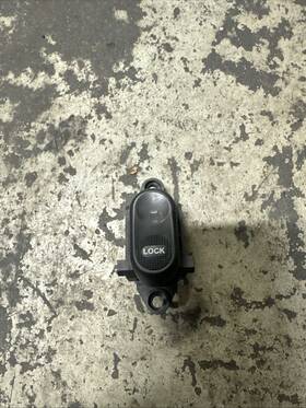 04671623aa As The Picture Shown Original Cruiser Door Lock Control Switch Fit 2001-2010 Chrysler Pt