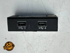 4n0035722 Audi 2019-2024 A6 A7 A8 S6 S7 Q7 Q8 Center Console Rear Usb Port Oem
