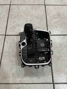 5a32b97 Bmw 2020-2024 F44 228i / G20 Oem Center Console Shifter Switch Assembly