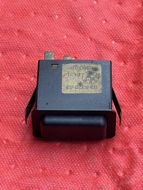 61311380352 Bmw Oem E30 Late Model Fog Light Switch 2 Prong