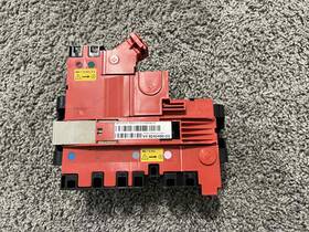 9177773 Bmw F01 F02 F06 F07 F10 528i 535i 550i 750i Battery Distribution Junction Box