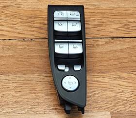 9382503 Bmw 16-22 Oem G12 740 750 Front Left Driver Main Master Power Window Switch