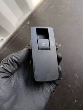 13222231 Buick 2011 Regal Rear Right Passenger Side Door Window Switch Oem