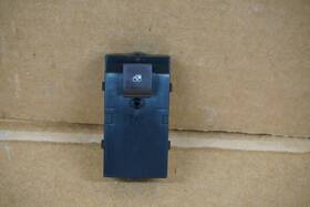 13305371 Buick 12 13 14 15 16 17 Verano Right Passenger Window Control Switch
