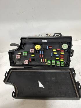 20913281 Buick 10-11 Gmc Acadia Fuse Box Engine Hid W Halogen High Beam Opt Tvd
