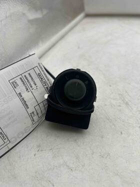 Buick 25872075 Fits 2010-2013 Lacrosse Door Switch Front Left Oem