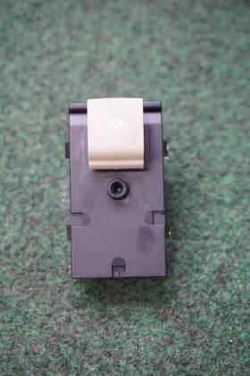 9060784 Buick 2014 2015 2016 Lacrosse Left Rear Window Switch Oem