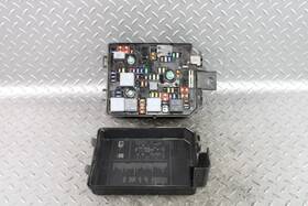 95131331 Buick 13-14 Encore 1.4l Motor Engine Fuse Relay Power Distribution Box Housing Oem