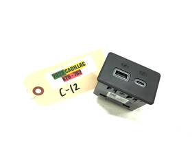 13540948 Cadillac 2020-2024 Xt6 Usb Type-c Dual Charger Socket Oem