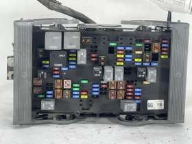 646-01437 Cadillac Fuse Box Engine Fits 07-09 Avalanche 1500