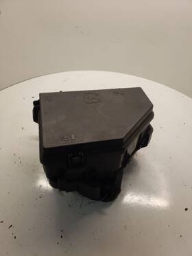 646-01659 Cadillac Fuse Box Engine With Rain Sensor Opt Ce1 Fits 08-09 Sts 1214892