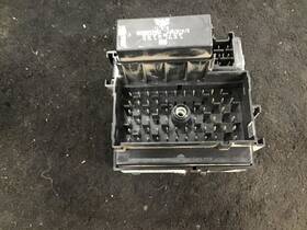 663.gm6d05 Cadillac Escalaext 2005 Fuse Box Cabin 463763