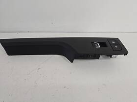 84023743 Cadillac 2016-2020 Ct6 Rear Left Side Door Panel Window Switch Bezel Oem