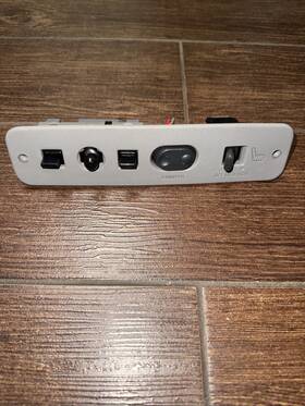 821177 Cadillac Chevrolet Gm 1995-2000 Escalade Tahoe Yukon Grey Passengerside Heated Power Seat Switch Oem