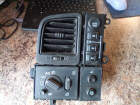 Chevrolet 1503416 2002-2006 Avalanche Oem Headlight Vent 4wd Fog Light Switch Panel