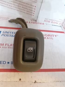 15069400 Chevrolet 02 03 04 05 Trailblazer Gmc Envoy Rear Driver Window Switch Black