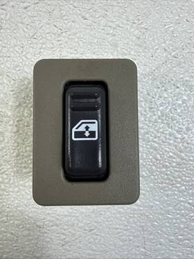 15075130 Chevrolet 99-02 Chevy Tahoe Suburban Silverado Avalanche Gmc Yukon Rear Window Switch Oem