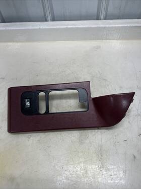 15680768 Chevrolet 1992-1999 Chevy Suburban Passenger Right Rear Window Switch With Bezel Maroonoem