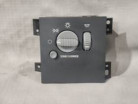 15708957 Chevrolet 98-04 Blazer S10 Jimmy Sonoma Head Light Switch Fog Lamp Dome Override