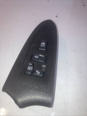 15807432 Chevrolet 02-05 Chevy Trailblazer Window Switch Front Right Passenger Side Black
