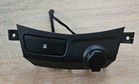 202010119 Chevrolet 2013 2014 2015 Chevy Trax Bezel Charging Port Child Lock Control Switch Button