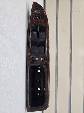 20952786 Chevrolet 10-12 Chevy Malibu Left Driver Master Power Window Mirror Switch Assembly Wood