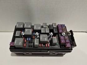25883035-02 Chevrolet 2007-2008 Malibu Fusebox Fuse Box Relay Module