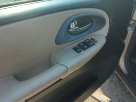 641-00677 Chevrolet 2005 Trailblazer Driver Left Door Master Power Window Switch Vorrp