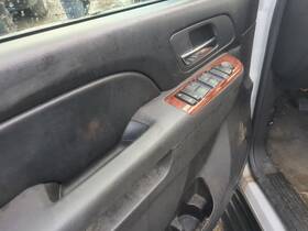 641-11008 Chevrolet 2011 Suburban 1500 Driver Left Door Master Power Window Switch Nv2pc