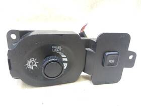 659.gm1q02 Chevrolet Headlight Switch With Fog Fits 2000 2001 2002 2003 2004 2005 Monte Impala
