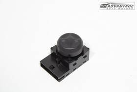 84477509 Chevrolet 2018-2024 Chevy Traverse Left Steering Column Tilt Lumbar Control Switch Oem