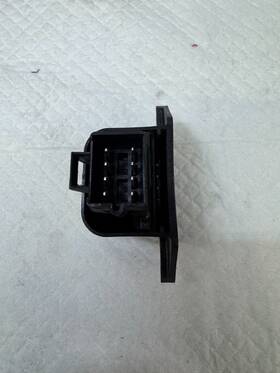 95333617 Chevrolet 2004-2008 Gm Control Module Oem