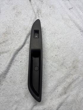 95393659 Chevrolet 2015-2022 Trax Rear Left Driver Side Door Window Switch Button Oem