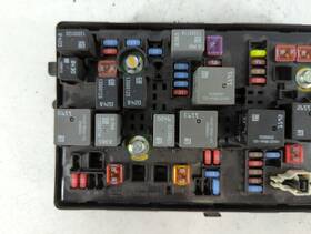 95442178 Chevrolet D2 2012-2014 Cruze Fusebox Fuse Box Relay Module Wg4fq