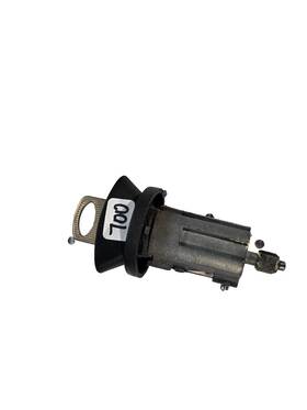 Ahi-9-700-2006 Chevrolet 2006 Ford F-250 Ignition Lock With Key Oem
