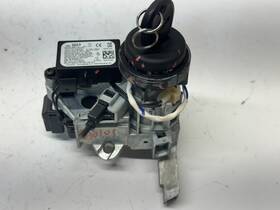 Box-a296-17205-pa0101 Chevrolet 2015-2020 Silverado 1500 Ignition Switch Lock With Key Oem 8453-3623
