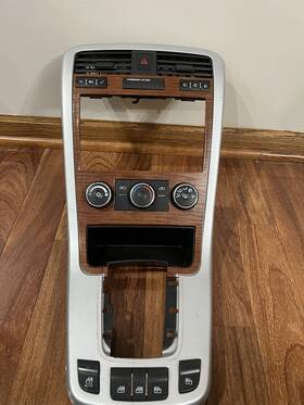 25863024 Chevrolet Gm 2007 2008 09 Equinox Radio Climate Control Shifter Window Switch Panel Bezel Oem