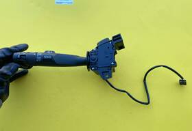 Gm23381960 Chevrolet 2015-2020 Tahoe Turn Signal And Wiper Control Switch Oem