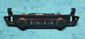 659.gm8c07 Chevrolet Truck 07-14 Chevy Suburban Tahoe Adjustable Pedals Park Assist Tc Rear Wiper Switch