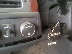 659.gm8c10 Chevrolet Truck Dash Mounted 4x4 Switch Tahoe 2010 Dash/interior/seat 155