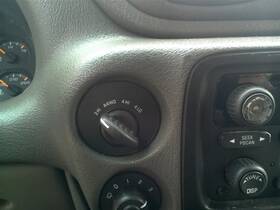 659.gm8g02 Chevrolet Truck 4x4 Dash Switch Fits 02 Trailblazer 2988285