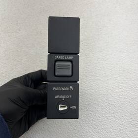 15719901 Chevy Gmc Oem 15153557 1995-2000 Silverado Sierra Cargo Lamp Switch With Bezel Obs