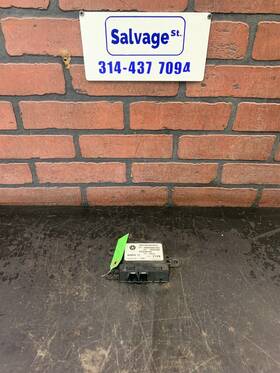 56054057ad Chrysler 300c Srt8 6.1l 09-10 Oem Parking Park Assist Control Computer Module