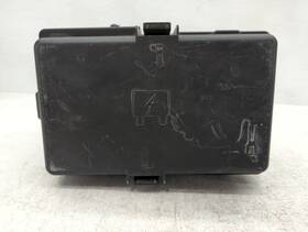 6351-4041-001 Chrysler 2018-2019 Pacifica Fusebox Fuse Box Relay Module Gfldn