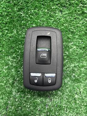 670010306 Chrysler Maserati Ghibli Rear Right Side Door Window Lock Unlock Switch 14-20