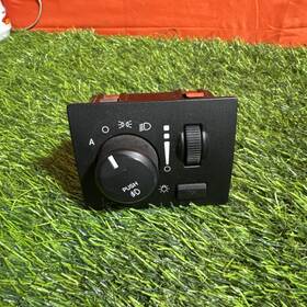 P04602762ab Chrysler P04602761ab 2008 2009 2010 Town And Country Caravan Fog Headlight Switch